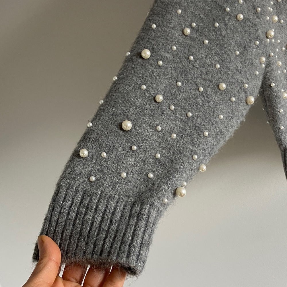Zara Gray Pearl Trim bomber Cardigan size small - Picture 5 of 9